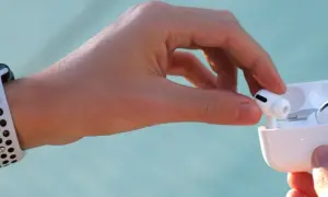 Skradzione AirPods: Co robić? Lokalizacja, Tryb Utracony, Policja