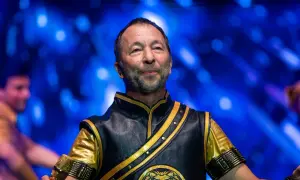 Ile lat ma DJ BoBo? Wiek, kariera, koncerty w Polsce 2026