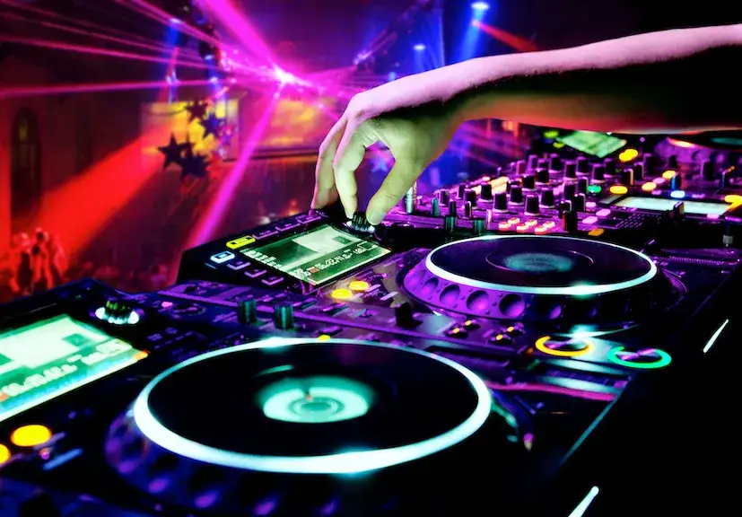 Praktyczne akcesoria dla DJ-a