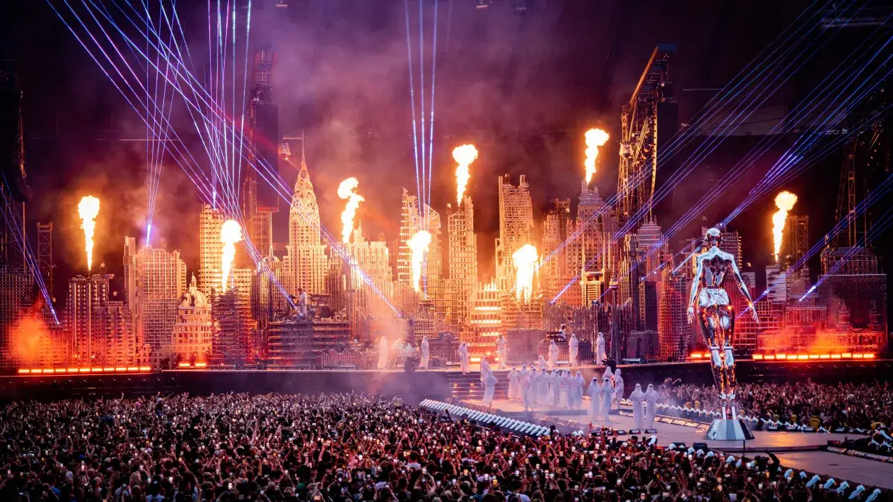 The Weeknd After Hours til Dawn tour stage