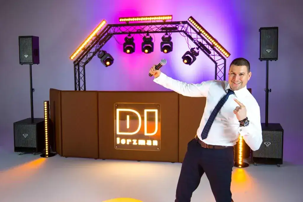 DJ na wesele sprzęt i oświetlenie