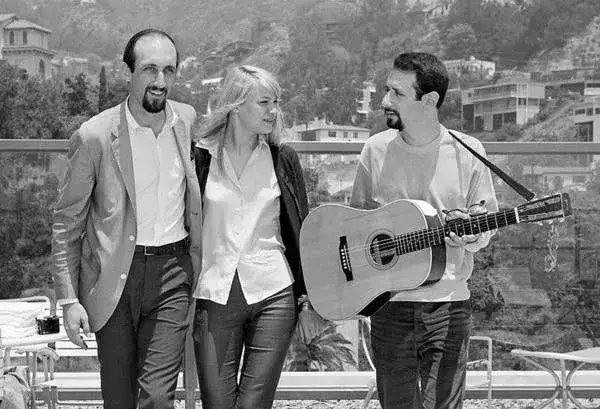 Pete Seeger Peter Paul and Mary If I Had a Hammer