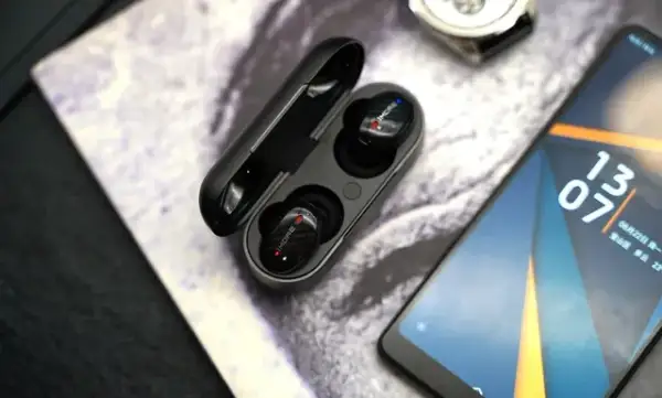 Połącz słuchawki Bluetooth z telefonem: Rozwiąż problemy i ciesz się!